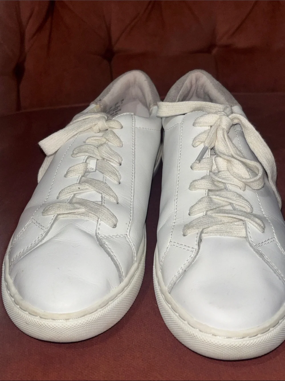 Sam Edelman low top white classic sneakers suede back y2k style shoe women’s 7
